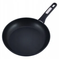Patelnia 26cm solidna z powłoką 