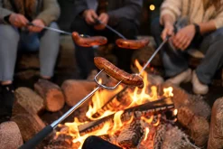 Teleskopowy widelec do grilla pieczenia kiełbasek nad ogniskiem Kamille